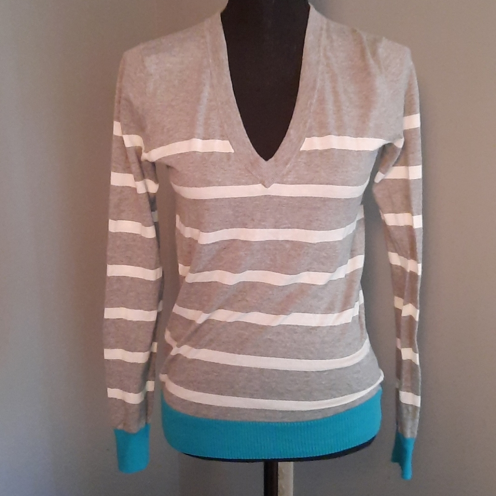 J. Crew Vneck striped long sleeve - Picture 2 of 6